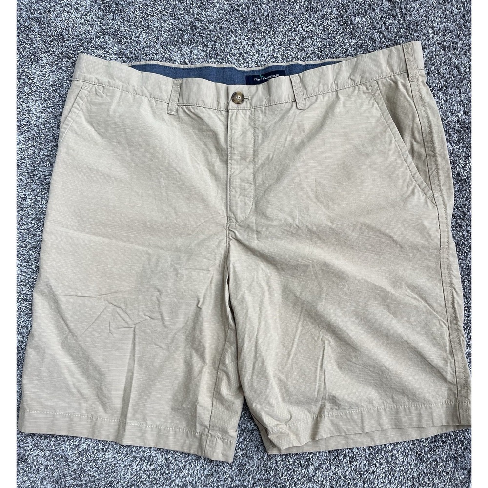 Tommy Hilfiger Shorts‎ Mens 40 Inseam 10" Khaki Beige Chino Pockets Flat Front